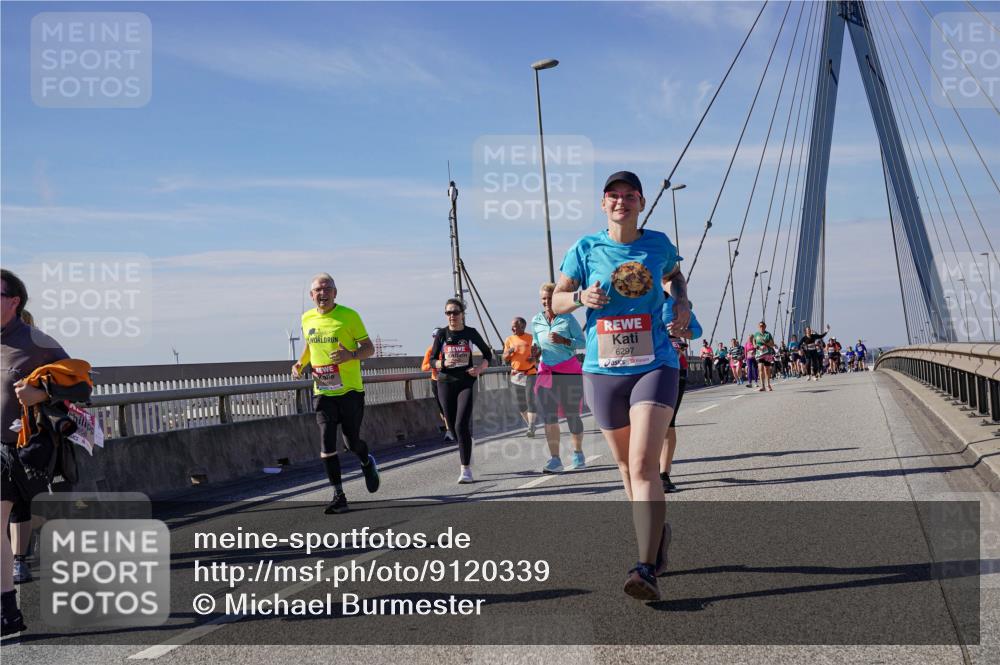 03.10.2025 - Köhlbrandbrückenlauf Michael Burmester http://msf.ph/oto/9120339 03.10.2025 13:01:33 Position 2 6297 meine-sportfotos.de