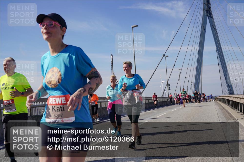 03.10.2025 - Köhlbrandbrückenlauf Michael Burmester http://msf.ph/oto/9120366 03.10.2025 13:01:34 Position 2 6156, 6297 meine-sportfotos.de