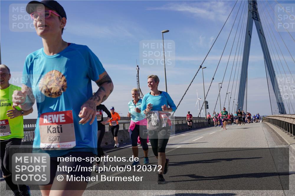 03.10.2025 - Köhlbrandbrückenlauf Michael Burmester http://msf.ph/oto/9120372 03.10.2025 13:01:34 Position 2 156, 6297 meine-sportfotos.de