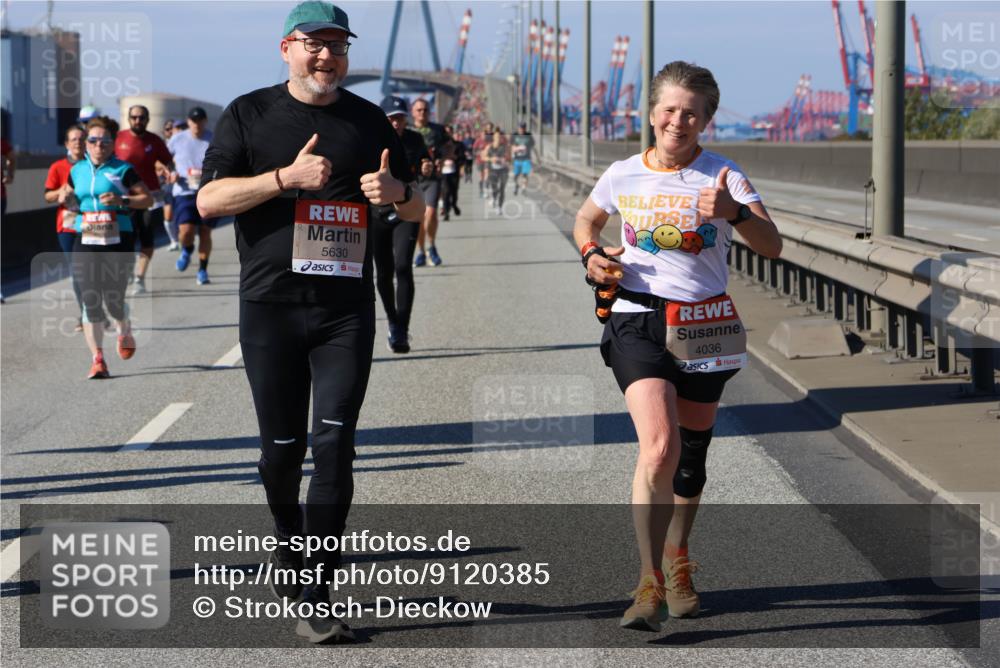 03.10.2025 - Köhlbrandbrückenlauf Strokosch-Dieckow http://msf.ph/oto/9120385 03.10.2025 12:58:30 Position 3 5630, 4036 meine-sportfotos.de