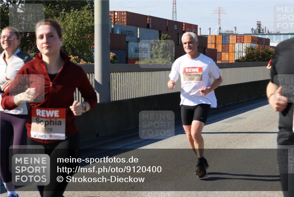 03.10.2025 - Köhlbrandbrückenlauf Strokosch-Dieckow http://msf.ph/oto/9120400 03.10.2025 12:58:32 Position 3 5078, 4563, 3 meine-sportfotos.de