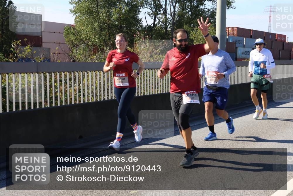 03.10.2025 - Köhlbrandbrückenlauf Strokosch-Dieckow http://msf.ph/oto/9120443 03.10.2025 12:58:39 Position 3 4785, 4437, 5282 meine-sportfotos.de