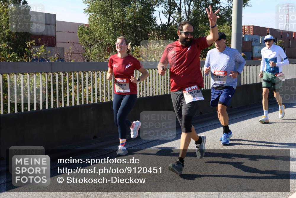 03.10.2025 - Köhlbrandbrückenlauf Strokosch-Dieckow http://msf.ph/oto/9120451 03.10.2025 12:58:39 Position 3 4785, 4437, 5282 meine-sportfotos.de