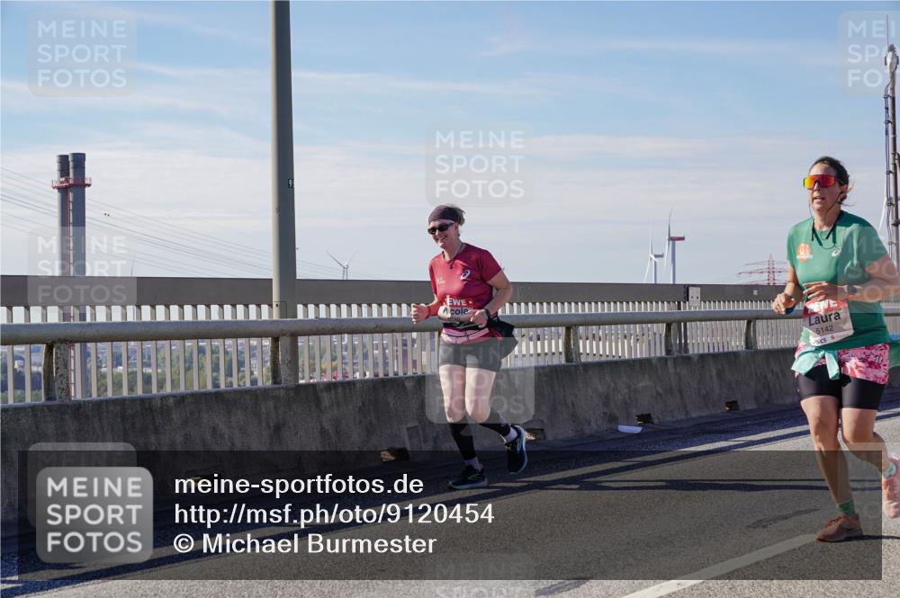 03.10.2025 - Köhlbrandbrückenlauf Michael Burmester http://msf.ph/oto/9120454 03.10.2025 13:01:44 Position 2 9, 5142 meine-sportfotos.de