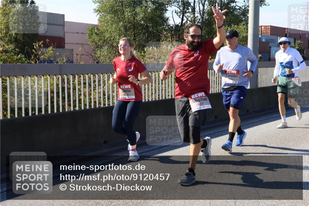 03.10.2025 - Köhlbrandbrückenlauf Strokosch-Dieckow http://msf.ph/oto/9120457 03.10.2025 12:58:39 Position 3 4785, 4437, 5282 meine-sportfotos.de