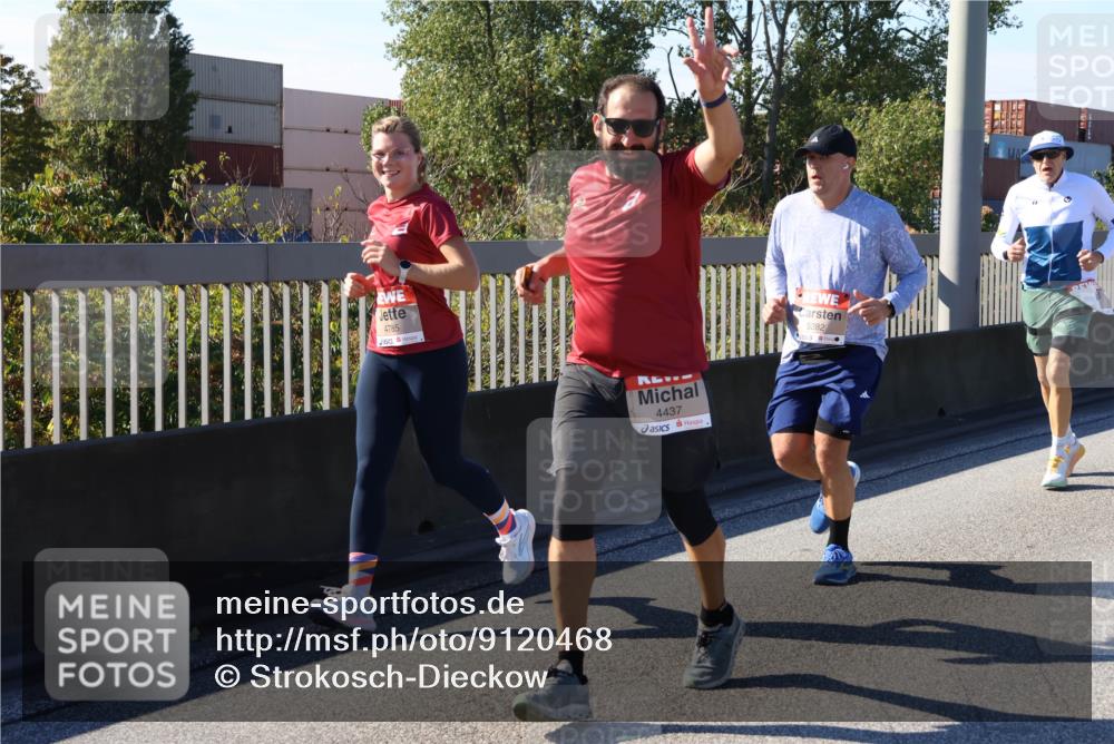 03.10.2025 - Köhlbrandbrückenlauf Strokosch-Dieckow http://msf.ph/oto/9120468 03.10.2025 12:58:39 Position 3 4785, 4437, 5282 meine-sportfotos.de