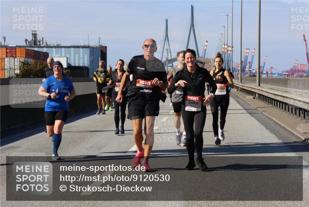 03.10.2025 - Köhlbrandbrückenlauf Strokosch-Dieckow http://msf.ph/oto/9120530 03.10.2025 12:58:46 Position 3 6418, 6128 meine-sportfotos.de