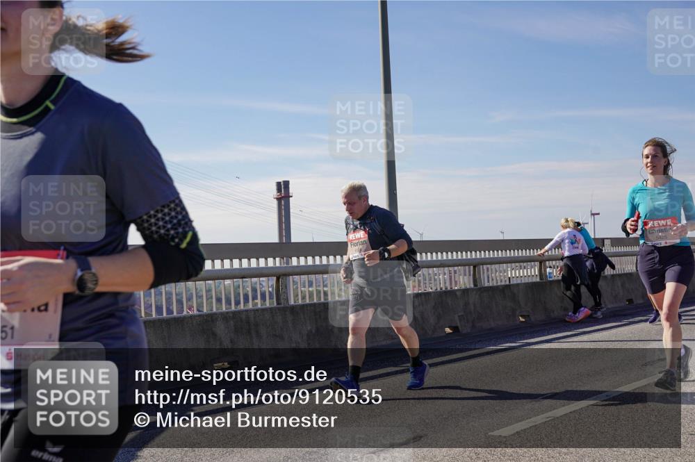 03.10.2025 - Köhlbrandbrückenlauf Michael Burmester http://msf.ph/oto/9120535 03.10.2025 13:01:53 Position 2 51 meine-sportfotos.de