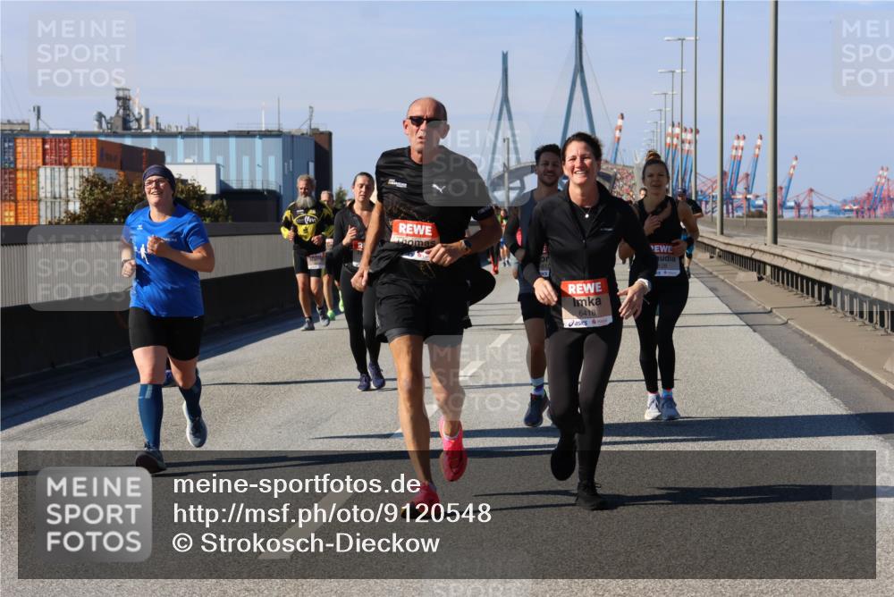 03.10.2025 - Köhlbrandbrückenlauf Strokosch-Dieckow http://msf.ph/oto/9120548 03.10.2025 12:58:47 Position 3 6418, 128 meine-sportfotos.de