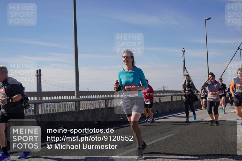 03.10.2025 - Köhlbrandbrückenlauf Michael Burmester http://msf.ph/oto/9120552 03.10.2025 13:01:54 Position 2 5425 meine-sportfotos.de