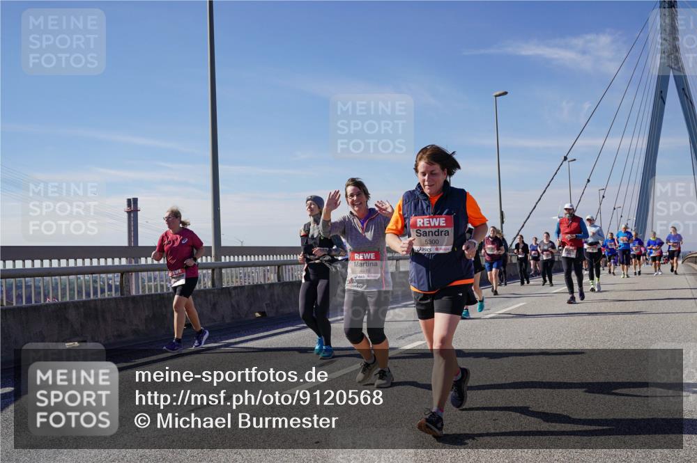 03.10.2025 - Köhlbrandbrückenlauf Michael Burmester http://msf.ph/oto/9120568 03.10.2025 13:01:56 Position 2 4919, 5300 meine-sportfotos.de