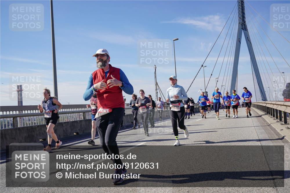 03.10.2025 - Köhlbrandbrückenlauf Michael Burmester http://msf.ph/oto/9120631 03.10.2025 13:02:00 Position 2  meine-sportfotos.de