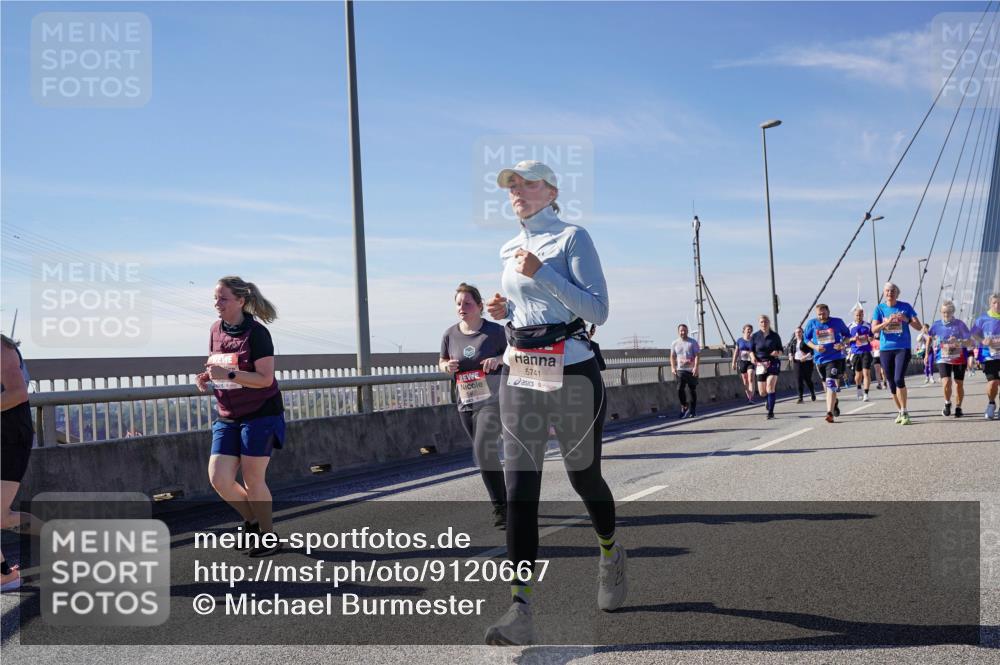 03.10.2025 - Köhlbrandbrückenlauf Michael Burmester http://msf.ph/oto/9120667 03.10.2025 13:02:01 Position 2 5741 meine-sportfotos.de