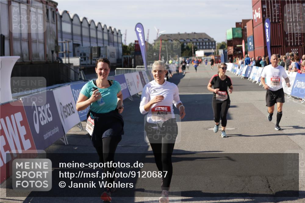03.10.2025 - Köhlbrandbrückenlauf Jannik Wohlers http://msf.ph/oto/9120687 03.10.2025 13:35:41 Ziel 5356, 5517, 5539, 5680, 6079, 6283, 6396, 6508 meine-sportfotos.de