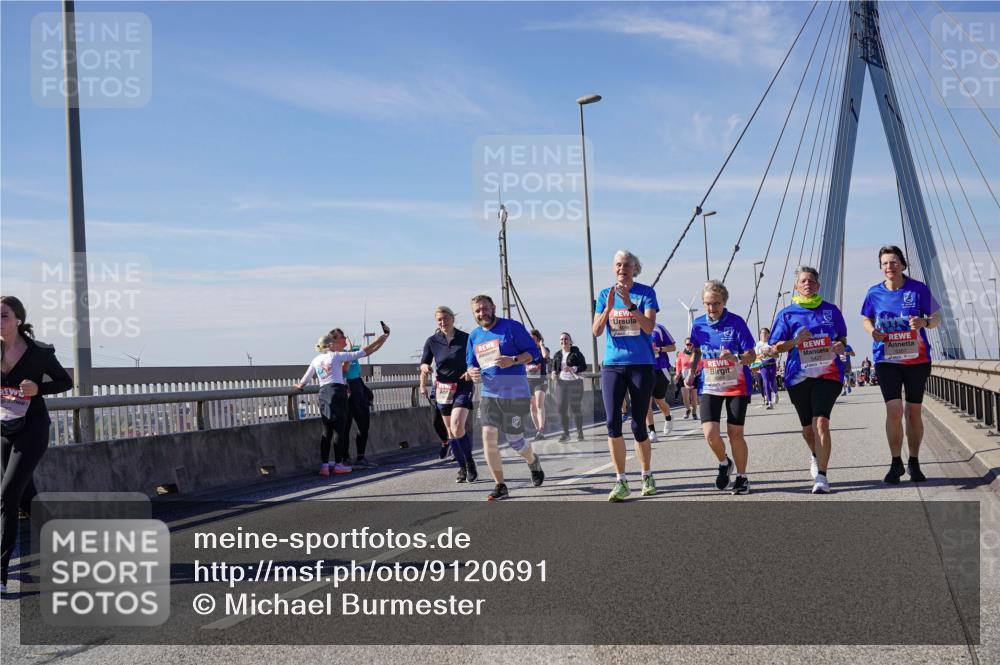 03.10.2025 - Köhlbrandbrückenlauf Michael Burmester http://msf.ph/oto/9120691 03.10.2025 13:02:03 Position 2  meine-sportfotos.de