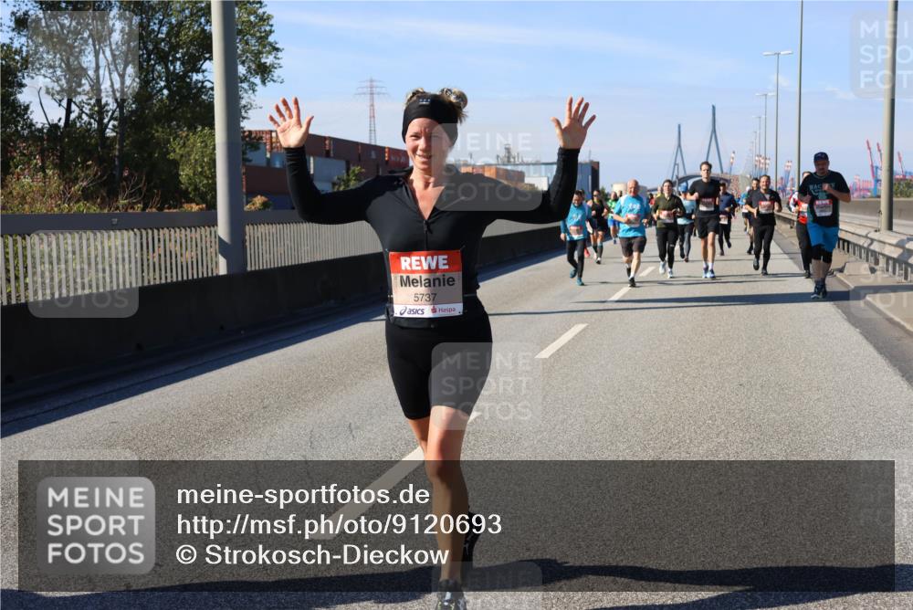 03.10.2025 - Köhlbrandbrückenlauf Strokosch-Dieckow http://msf.ph/oto/9120693 03.10.2025 12:59:00 Position 3 5737 meine-sportfotos.de
