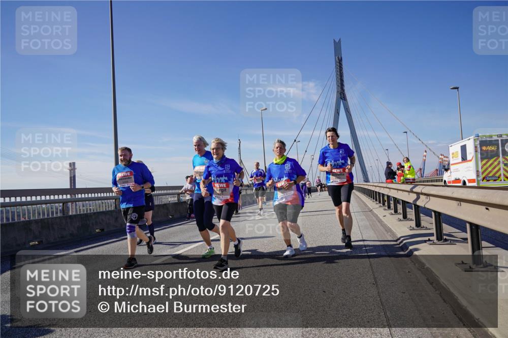 03.10.2025 - Köhlbrandbrückenlauf Michael Burmester http://msf.ph/oto/9120725 03.10.2025 13:02:05 Position 2  meine-sportfotos.de