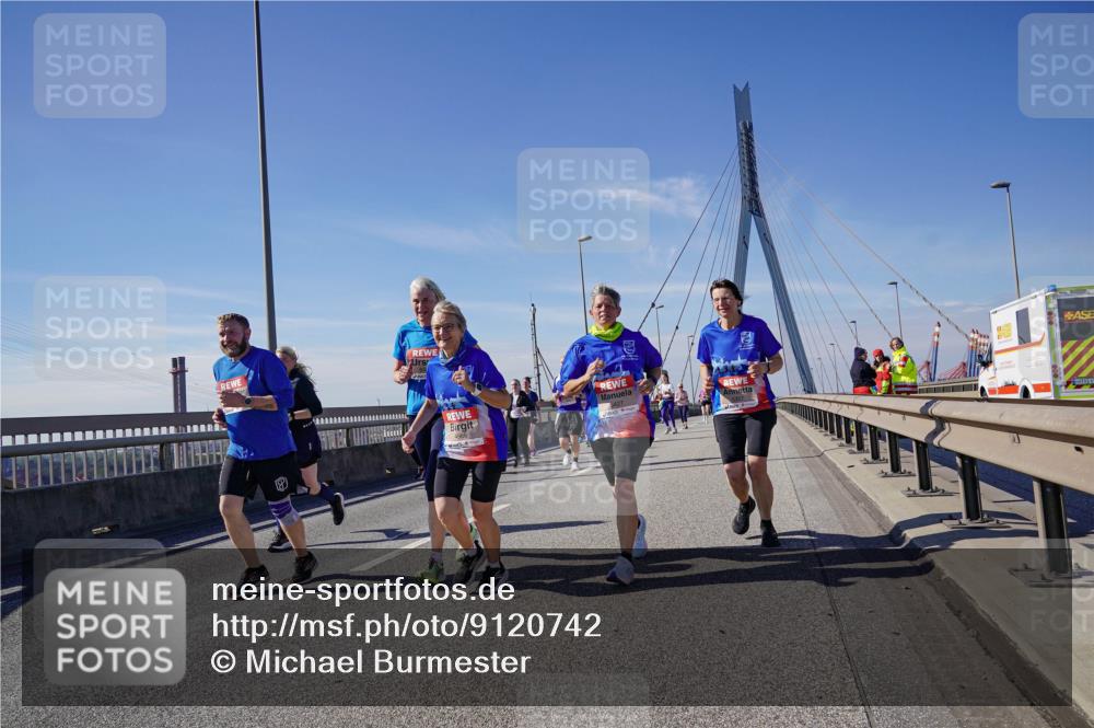 03.10.2025 - Köhlbrandbrückenlauf Michael Burmester http://msf.ph/oto/9120742 03.10.2025 13:02:05 Position 2  meine-sportfotos.de