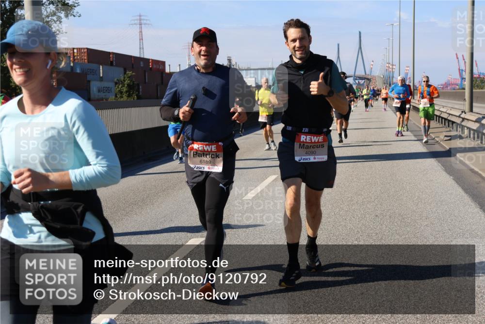 03.10.2025 - Köhlbrandbrückenlauf Strokosch-Dieckow http://msf.ph/oto/9120792 03.10.2025 12:59:08 Position 3 6189, 13, 00, 23160, 3, 4090 meine-sportfotos.de