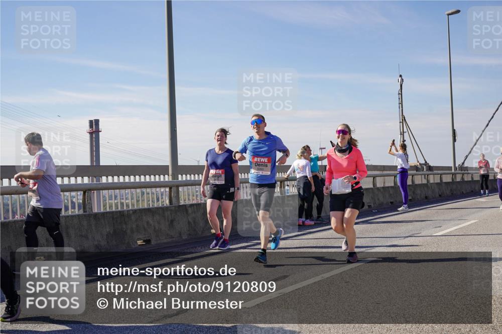 03.10.2025 - Köhlbrandbrückenlauf Michael Burmester http://msf.ph/oto/9120809 03.10.2025 13:02:10 Position 2  meine-sportfotos.de