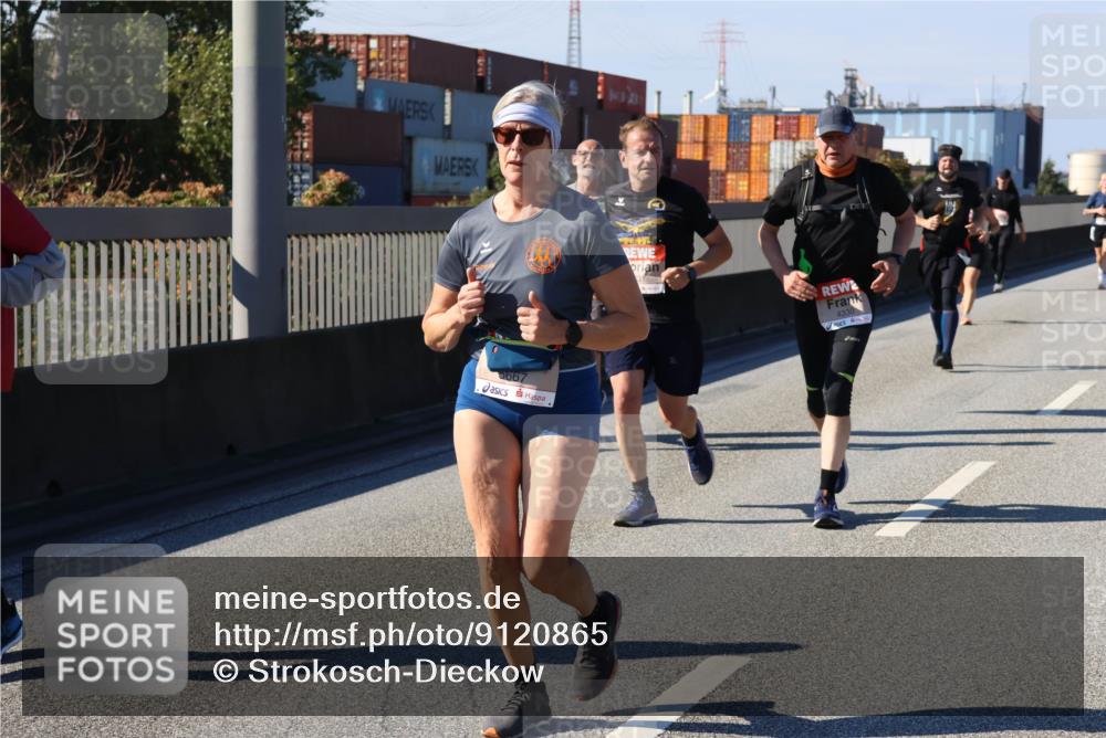03.10.2025 - Köhlbrandbrückenlauf Strokosch-Dieckow http://msf.ph/oto/9120865 03.10.2025 12:59:18 Position 3  meine-sportfotos.de