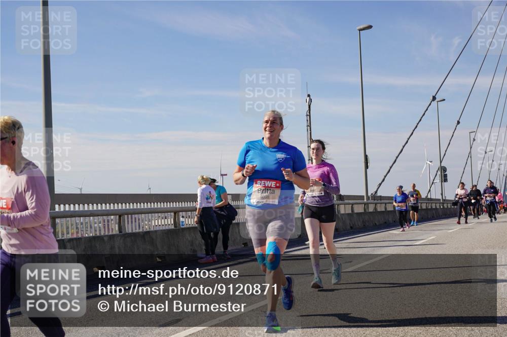 03.10.2025 - Köhlbrandbrückenlauf Michael Burmester http://msf.ph/oto/9120871 03.10.2025 13:02:15 Position 2 6095 meine-sportfotos.de