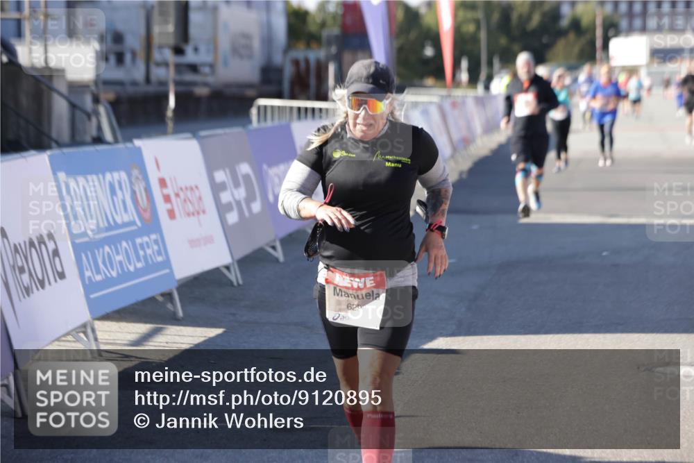 03.10.2025 - Köhlbrandbrückenlauf Jannik Wohlers http://msf.ph/oto/9120895 03.10.2025 13:35:52 Ziel 6079, 6292, 6508 meine-sportfotos.de