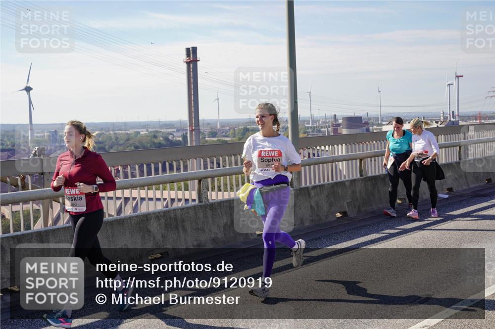 03.10.2025 - Köhlbrandbrückenlauf Michael Burmester http://msf.ph/oto/9120919 03.10.2025 13:02:20 Position 2 5390, 607 meine-sportfotos.de