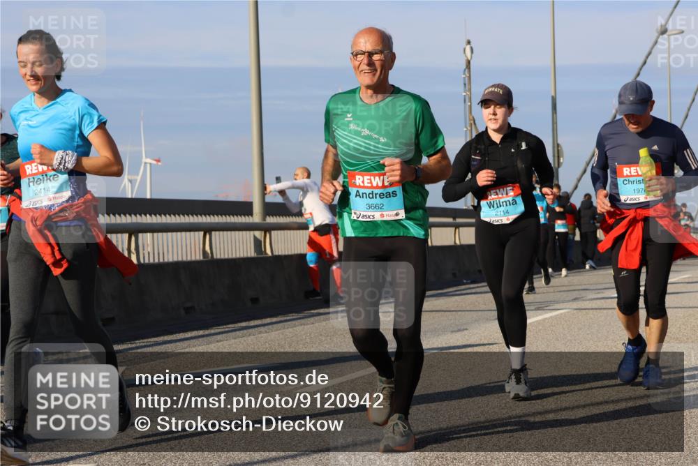 03.10.2025 - Köhlbrandbrückenlauf Strokosch-Dieckow http://msf.ph/oto/9120942 03.10.2025 09:56:09 Position 2 2414, 3662, 2114, 197 meine-sportfotos.de