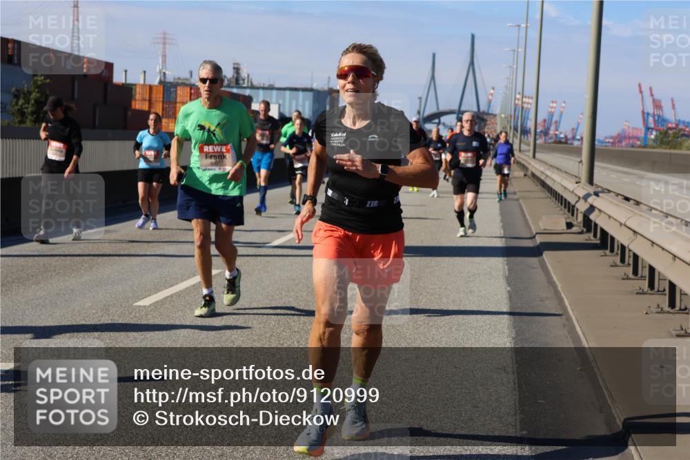 03.10.2025 - Köhlbrandbrückenlauf Strokosch-Dieckow http://msf.ph/oto/9120999 03.10.2025 12:59:32 Position 3 6001 meine-sportfotos.de