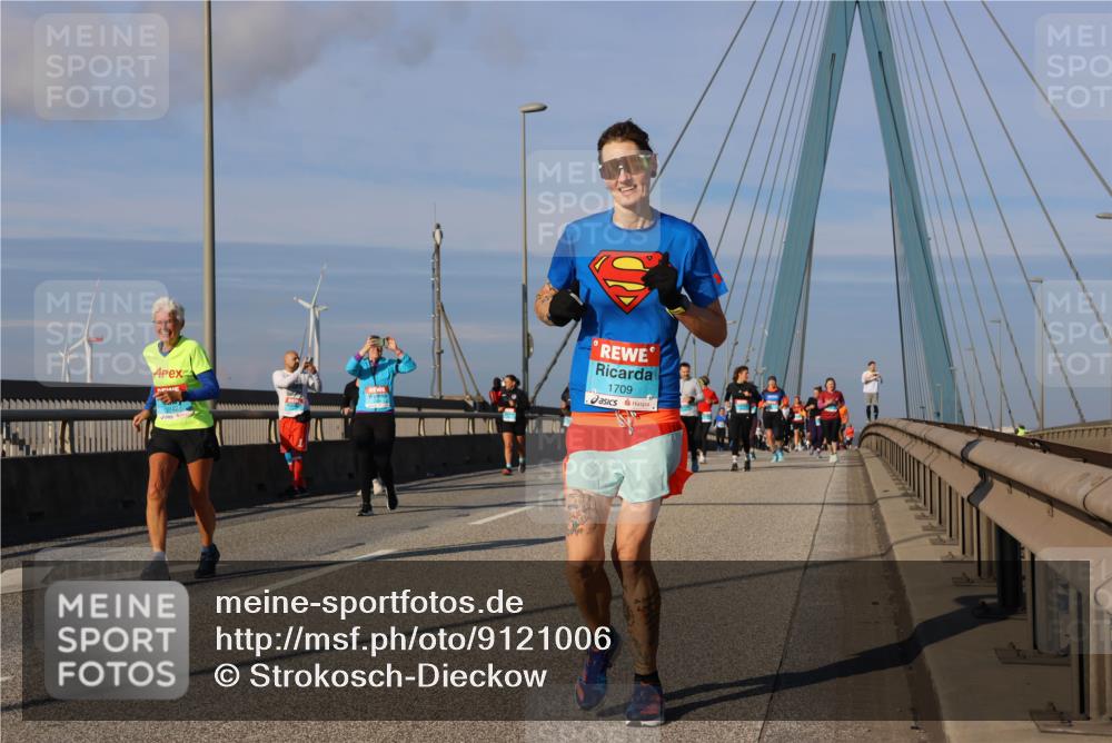 03.10.2025 - Köhlbrandbrückenlauf Strokosch-Dieckow http://msf.ph/oto/9121006 03.10.2025 09:56:13 Position 2 1709 meine-sportfotos.de