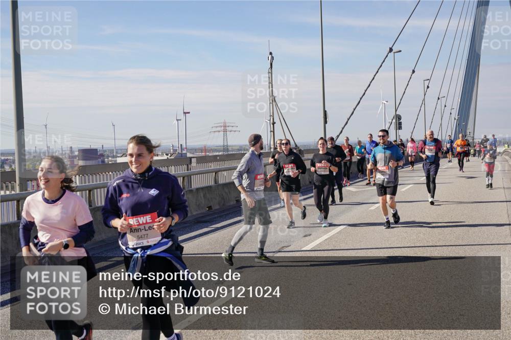 03.10.2025 - Köhlbrandbrückenlauf Michael Burmester http://msf.ph/oto/9121024 03.10.2025 13:02:26 Position 2 5477 meine-sportfotos.de