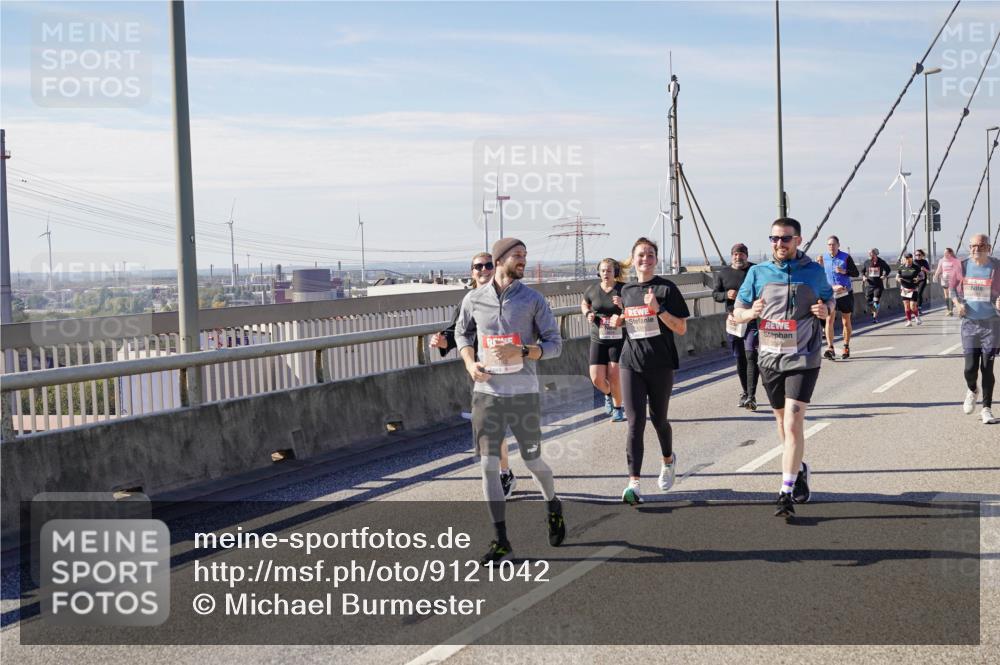 03.10.2025 - Köhlbrandbrückenlauf Michael Burmester http://msf.ph/oto/9121042 03.10.2025 13:02:28 Position 2  meine-sportfotos.de