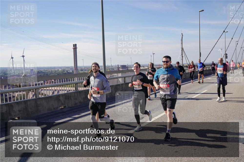 03.10.2025 - Köhlbrandbrückenlauf Michael Burmester http://msf.ph/oto/9121070 03.10.2025 13:02:30 Position 2  meine-sportfotos.de
