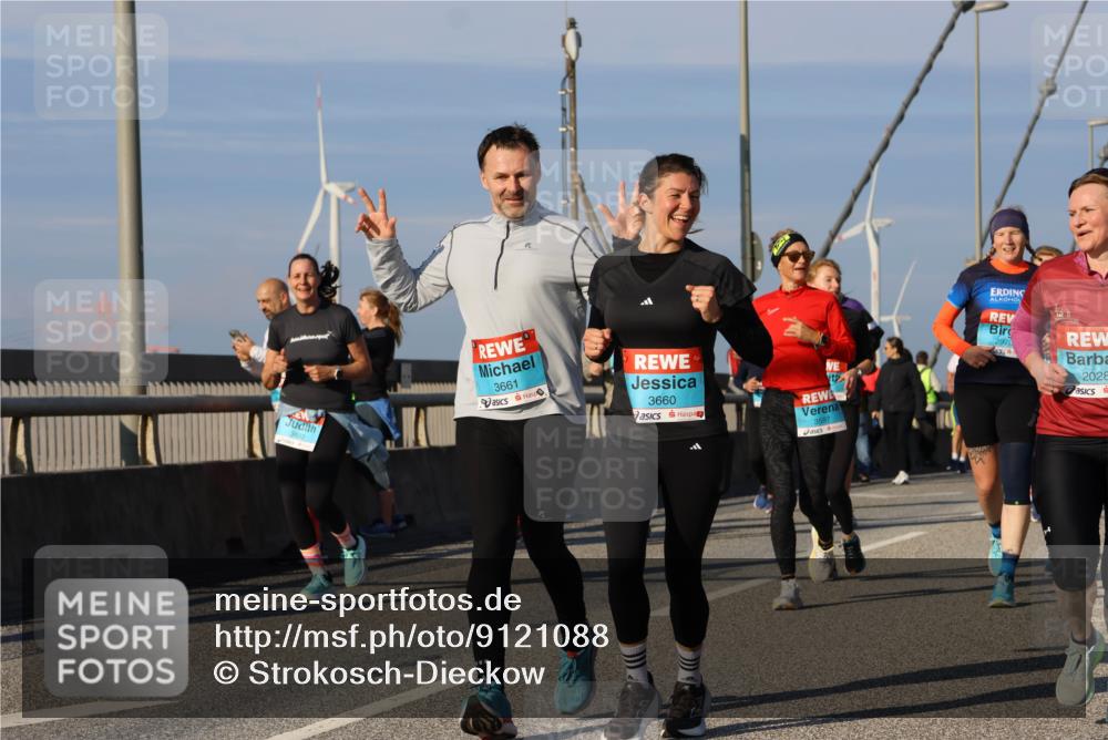 03.10.2025 - Köhlbrandbrückenlauf Strokosch-Dieckow http://msf.ph/oto/9121088 03.10.2025 09:56:20 Position 2 3602, 3661, 3660, 3597, 2970, 2028 meine-sportfotos.de
