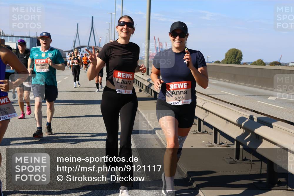 03.10.2025 - Köhlbrandbrückenlauf Strokosch-Dieckow http://msf.ph/oto/9121117 03.10.2025 12:59:46 Position 3 6785, 4605, 5771, 5768 meine-sportfotos.de