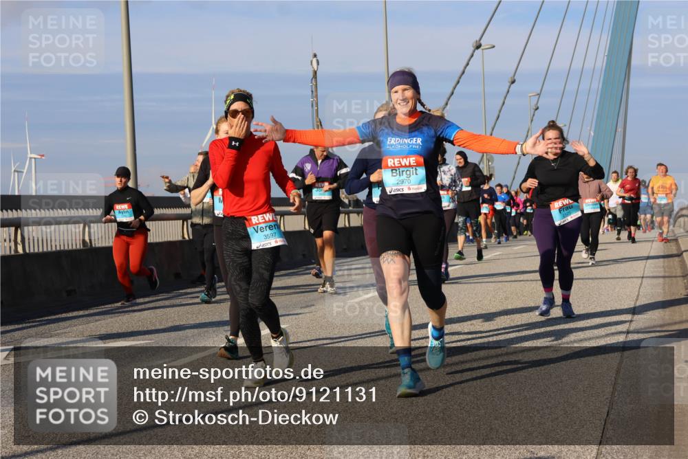 03.10.2025 - Köhlbrandbrückenlauf Strokosch-Dieckow http://msf.ph/oto/9121131 03.10.2025 09:56:23 Position 2 3597, 2970, 2125 meine-sportfotos.de