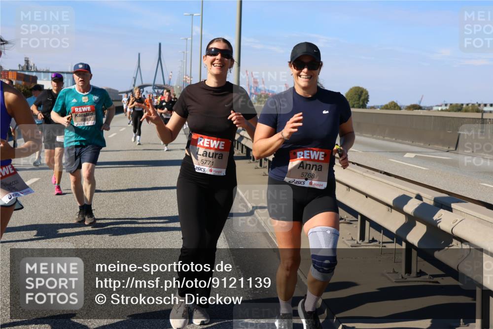 03.10.2025 - Köhlbrandbrückenlauf Strokosch-Dieckow http://msf.ph/oto/9121139 03.10.2025 12:59:46 Position 3 6785, 4605, 5771, 5768 meine-sportfotos.de