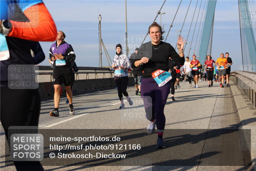 03.10.2025 - Köhlbrandbrückenlauf Strokosch-Dieckow http://msf.ph/oto/9121166 03.10.2025 09:56:25 Position 2 3430, 2125 meine-sportfotos.de
