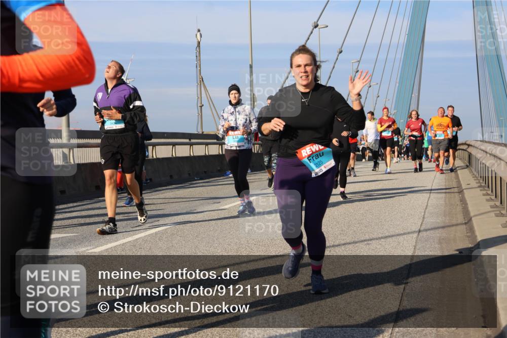 03.10.2025 - Köhlbrandbrückenlauf Strokosch-Dieckow http://msf.ph/oto/9121170 03.10.2025 09:56:25 Position 2 2125 meine-sportfotos.de