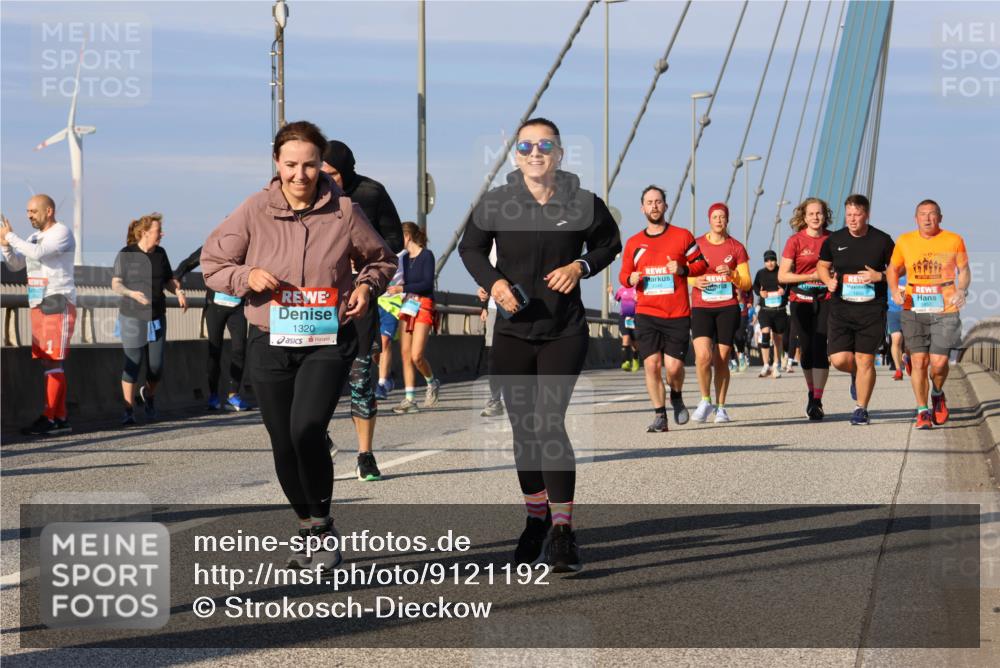 03.10.2025 - Köhlbrandbrückenlauf Strokosch-Dieckow http://msf.ph/oto/9121192 03.10.2025 09:56:28 Position 2 1320, 2049, 12 meine-sportfotos.de
