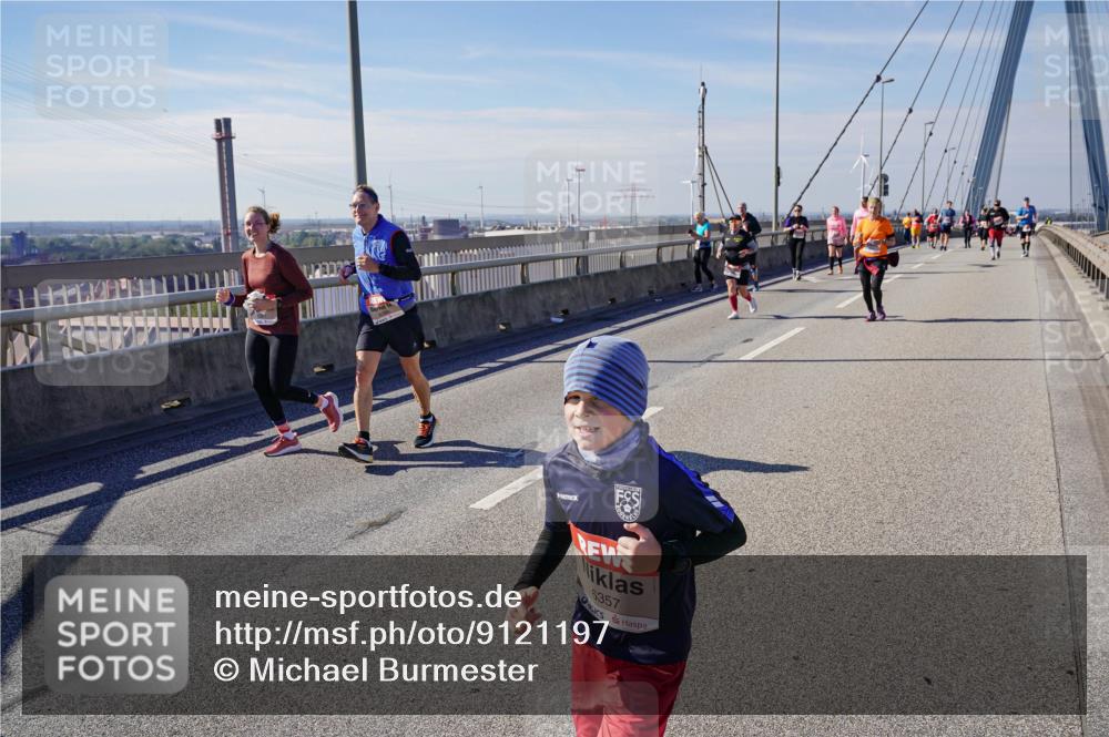 03.10.2025 - Köhlbrandbrückenlauf Michael Burmester http://msf.ph/oto/9121197 03.10.2025 13:02:35 Position 2 6357 meine-sportfotos.de