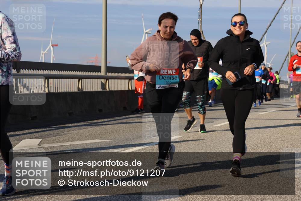 03.10.2025 - Köhlbrandbrückenlauf Strokosch-Dieckow http://msf.ph/oto/9121207 03.10.2025 09:56:29 Position 2 1320 meine-sportfotos.de