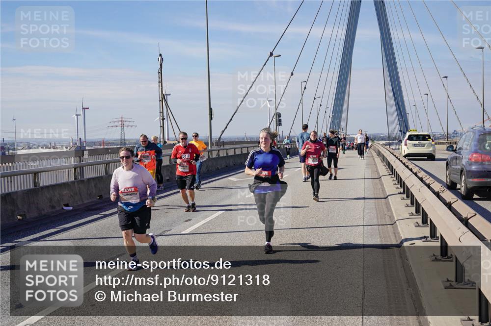 03.10.2025 - Köhlbrandbrückenlauf Michael Burmester http://msf.ph/oto/9121318 03.10.2025 13:02:51 Position 2 888 meine-sportfotos.de