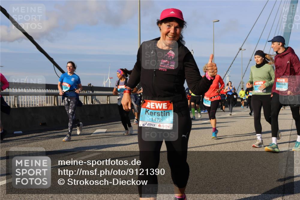 03.10.2025 - Köhlbrandbrückenlauf Strokosch-Dieckow http://msf.ph/oto/9121390 03.10.2025 09:56:51 Position 2 2025, 1472, 1160 meine-sportfotos.de