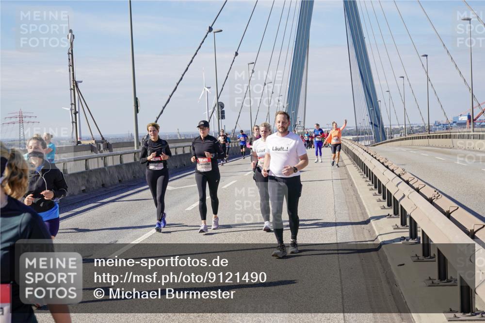 03.10.2025 - Köhlbrandbrückenlauf Michael Burmester http://msf.ph/oto/9121490 03.10.2025 13:03:05 Position 2  meine-sportfotos.de