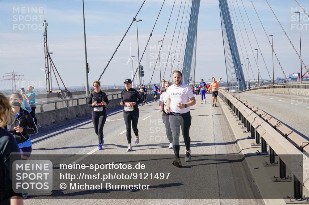 03.10.2025 - Köhlbrandbrückenlauf Michael Burmester http://msf.ph/oto/9121497 03.10.2025 13:03:06 Position 2  meine-sportfotos.de