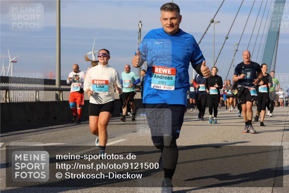 03.10.2025 - Köhlbrandbrückenlauf Strokosch-Dieckow http://msf.ph/oto/9121500 03.10.2025 09:57:06 Position 2 2340, 3163 meine-sportfotos.de