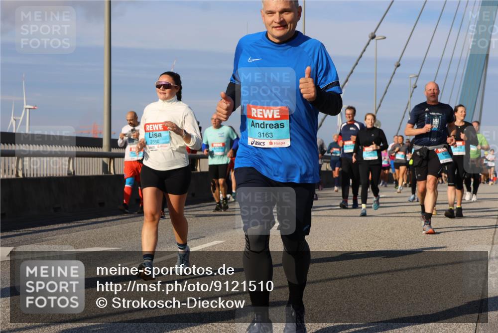 03.10.2025 - Köhlbrandbrückenlauf Strokosch-Dieckow http://msf.ph/oto/9121510 03.10.2025 09:57:06 Position 2 3163, 2340 meine-sportfotos.de