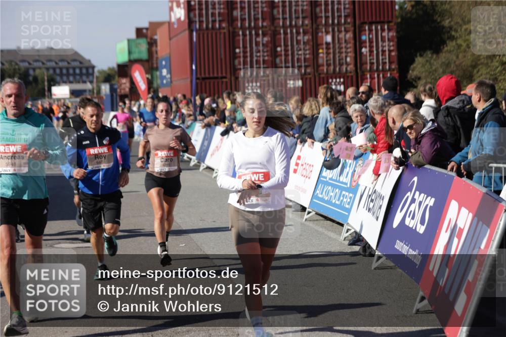 03.10.2025 - Köhlbrandbrückenlauf Jannik Wohlers http://msf.ph/oto/9121512 03.10.2025 13:04:43 Ziel 4022, 4061, 4236, 4246, 4247, 4303, 4449, 4713, 4724, 4831, 5849, 5948, 5968, 6092, 6268, 6470, 6716 meine-sportfotos.de